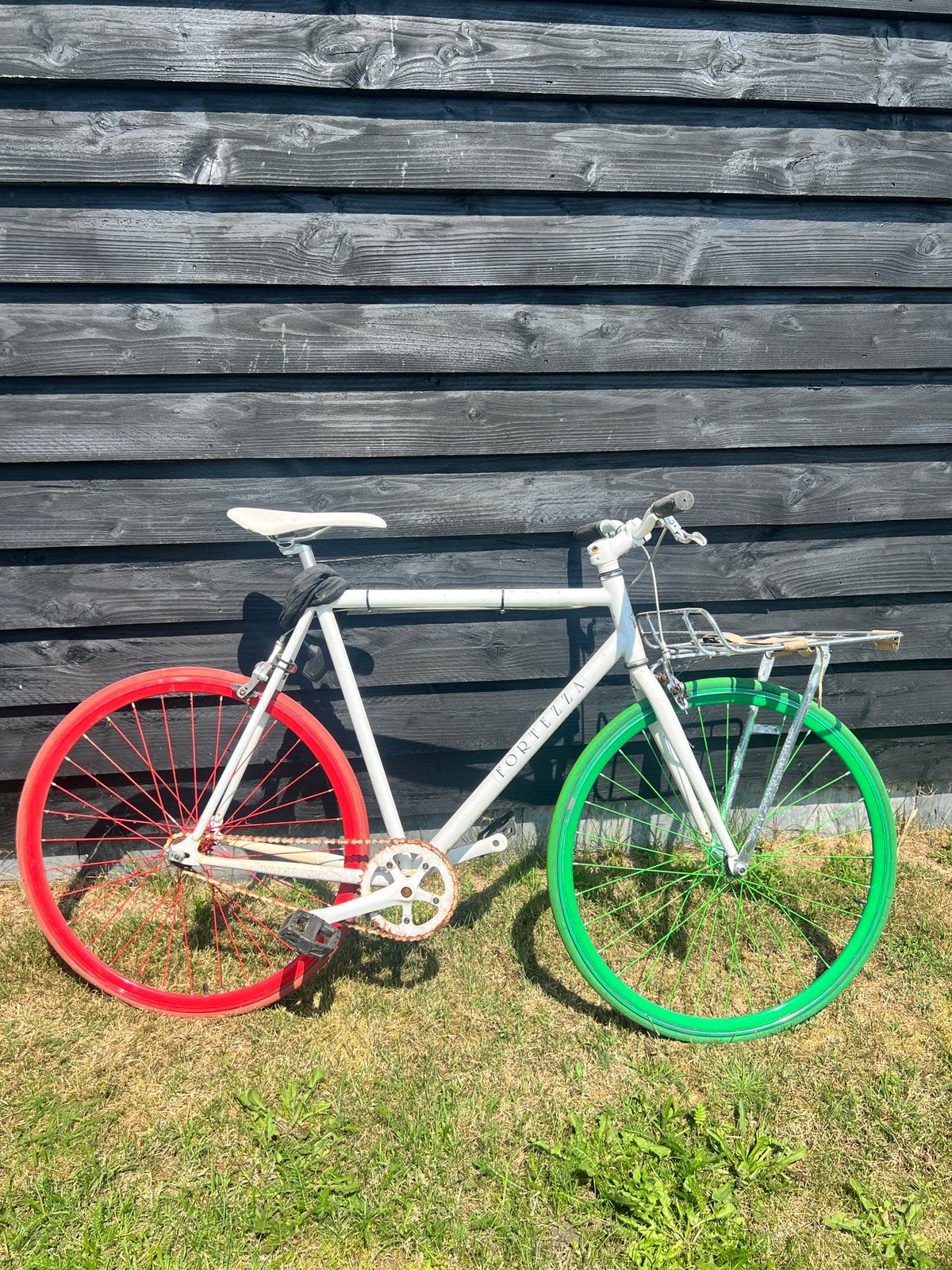 Fixie dames fiets, Fietsen en Brommers, Fietsen | Dames | Sportfietsen en Toerfietsen, Ophalen, Zo goed als nieuw, Minder dan 10 versnellingen