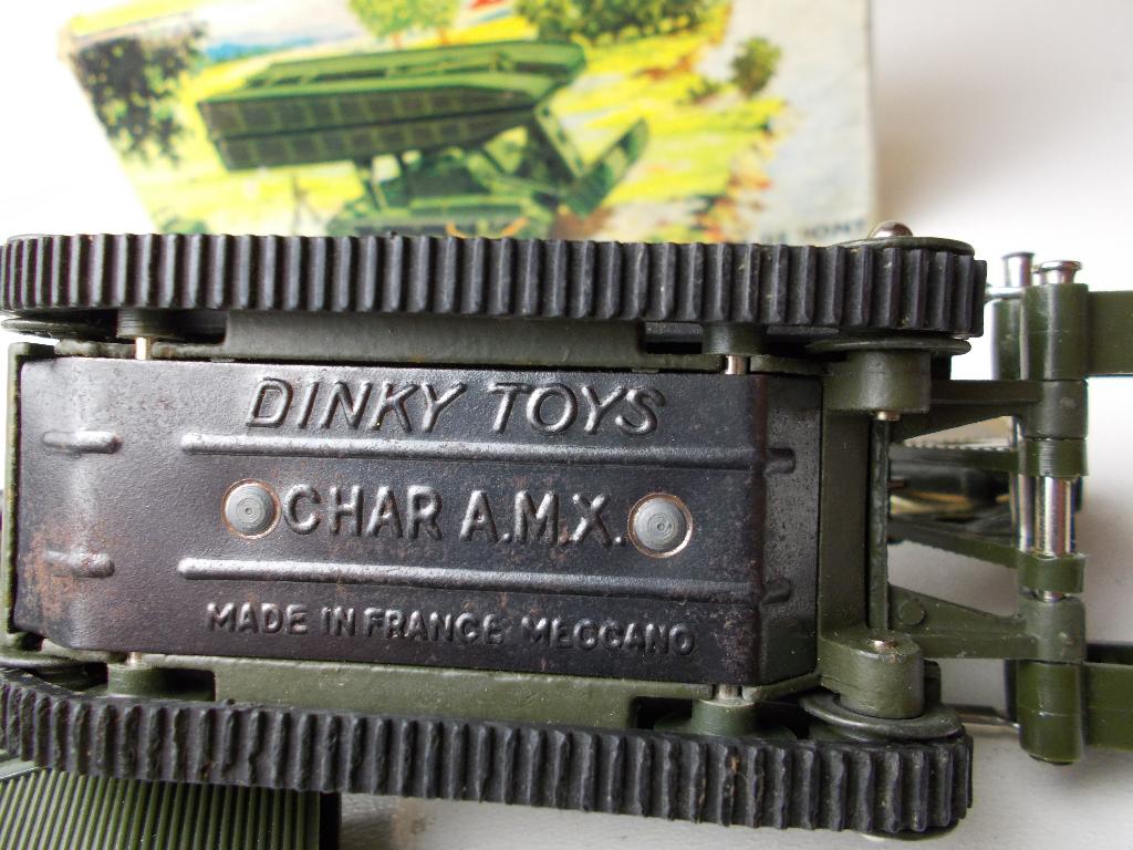 1964 Dinky Toys 883 CHAR AMX POSEUR DE PONT +ORIG. DOOS! (B), Ophalen of Verzenden, Zo goed als nieuw, Bus of Vrachtwagen, Dinky Toys