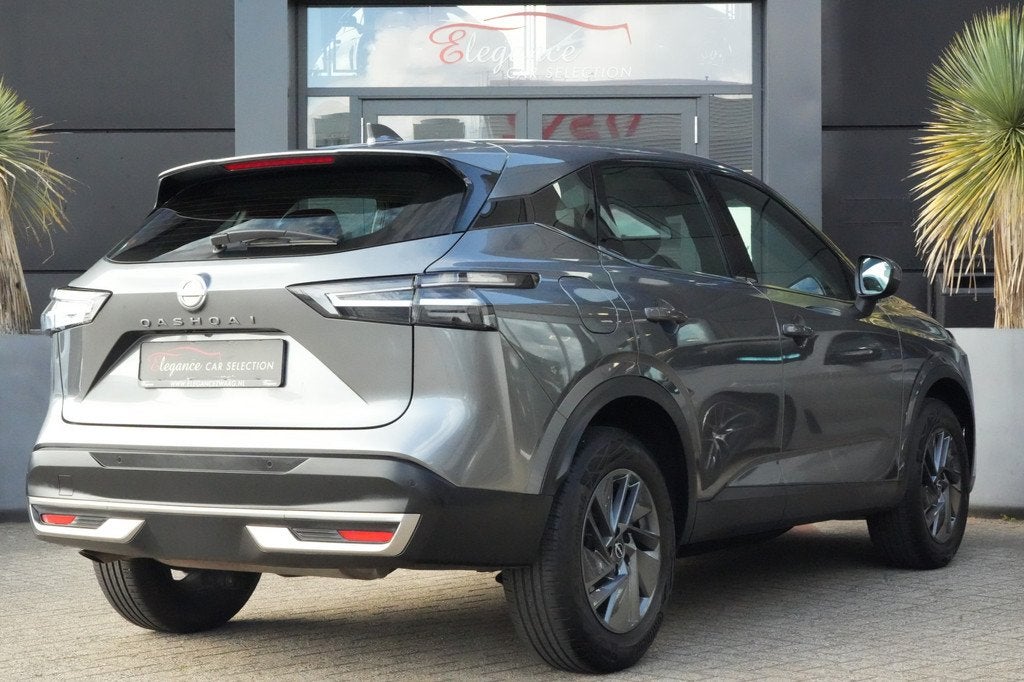 Nissan QASHQAI 1.3 MHEV Xtronic Acenta 158pk Camera/AppleCar, Stof, Zwart, 4 cilinders, Bedrijf