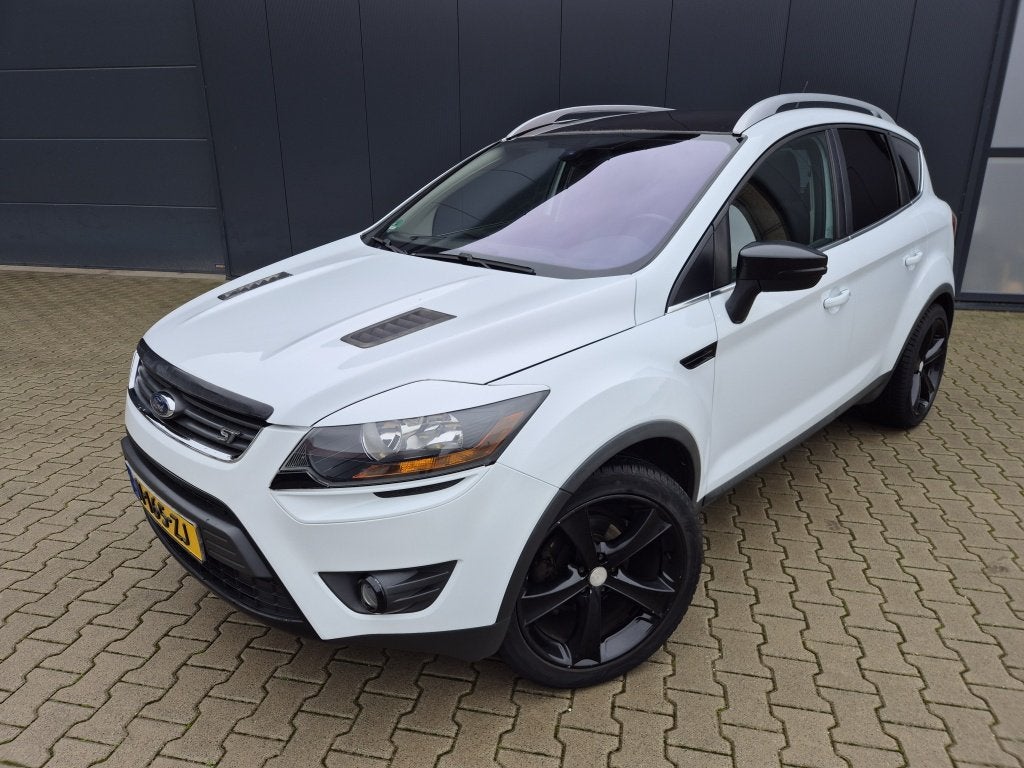 Ford Kuga 2.5 20V Trend, Automaat, 12 maanden, Gebruikt, Zwart