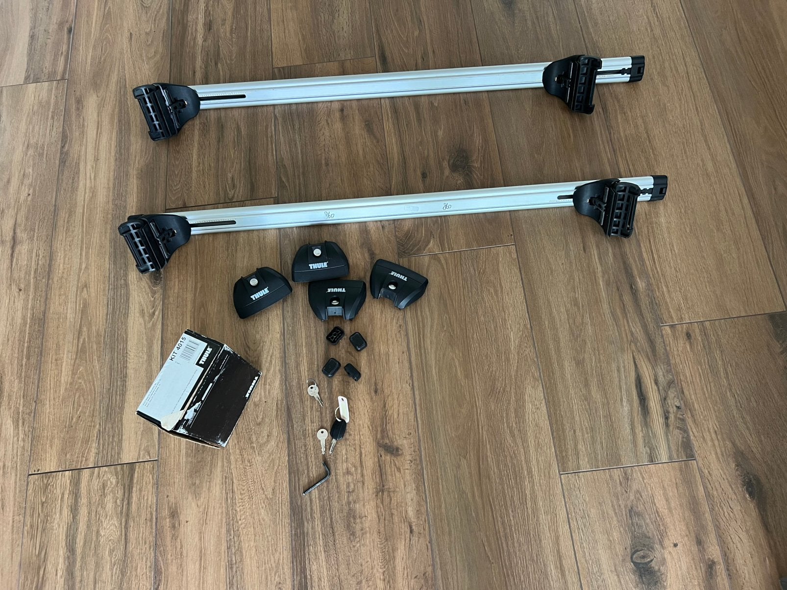 Thule dakdragerset KIT 4015 Wingbar SEAT Leon, Ibiza, Altea, Auto diversen, Dakdragers, Ophalen of Verzenden, Zo goed als nieuw
