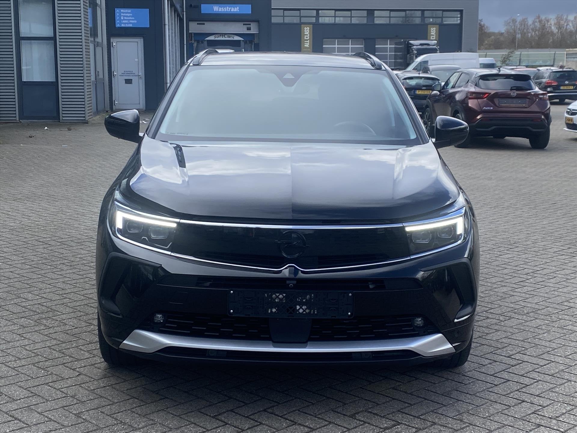 OPEL Grandland X 1.6 Turbo Hybrid 225pk Aut Business Edition, Automaat, 15 km/l, Gebruikt, 1199 cc