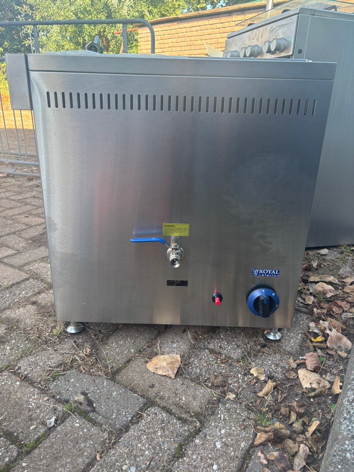 Au bain marie, Ophalen, Nieuw