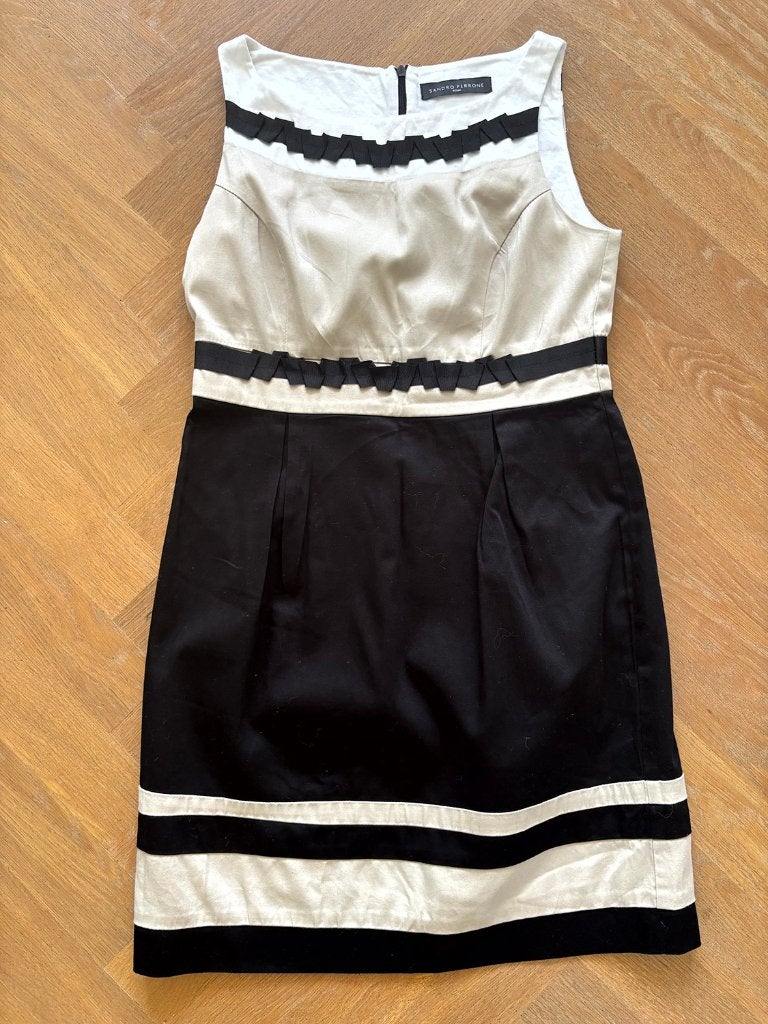 Elegant, klassiek cocktail jurkje, Sandro Ferrone, maat 36, Kleding | Dames, Zwart, Sandro Ferrone, Ophalen of Verzenden, Zo goed als nieuw