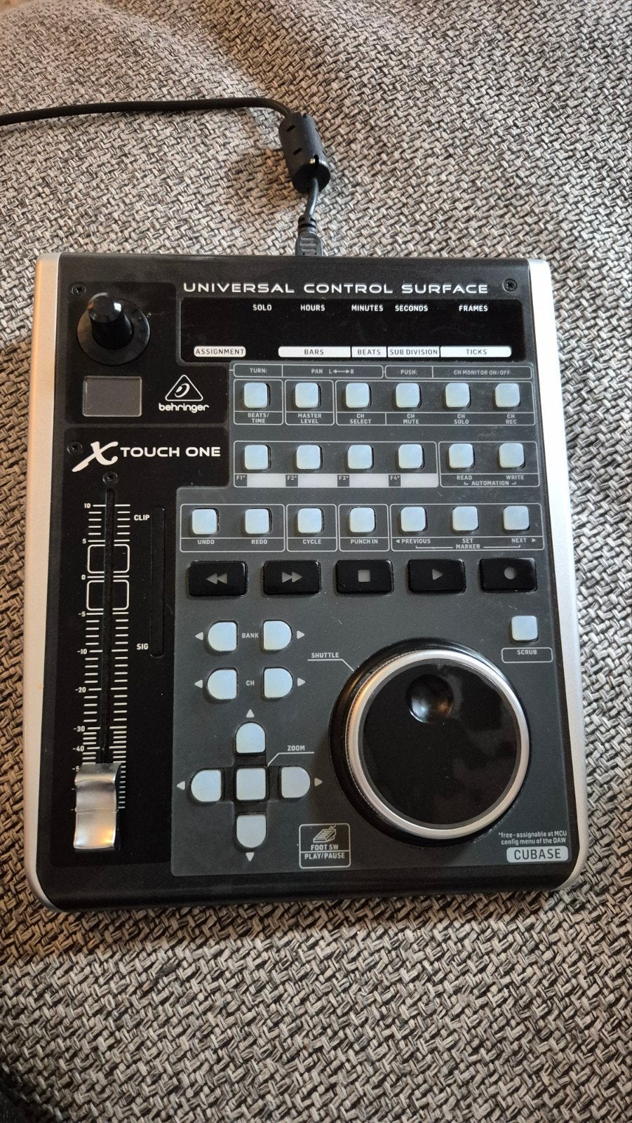 Behringer X-Touch One Universal Control Surface, Muziek en Instrumenten, Synthesizers, Zo goed als nieuw, Overige aantallen, Overige merken