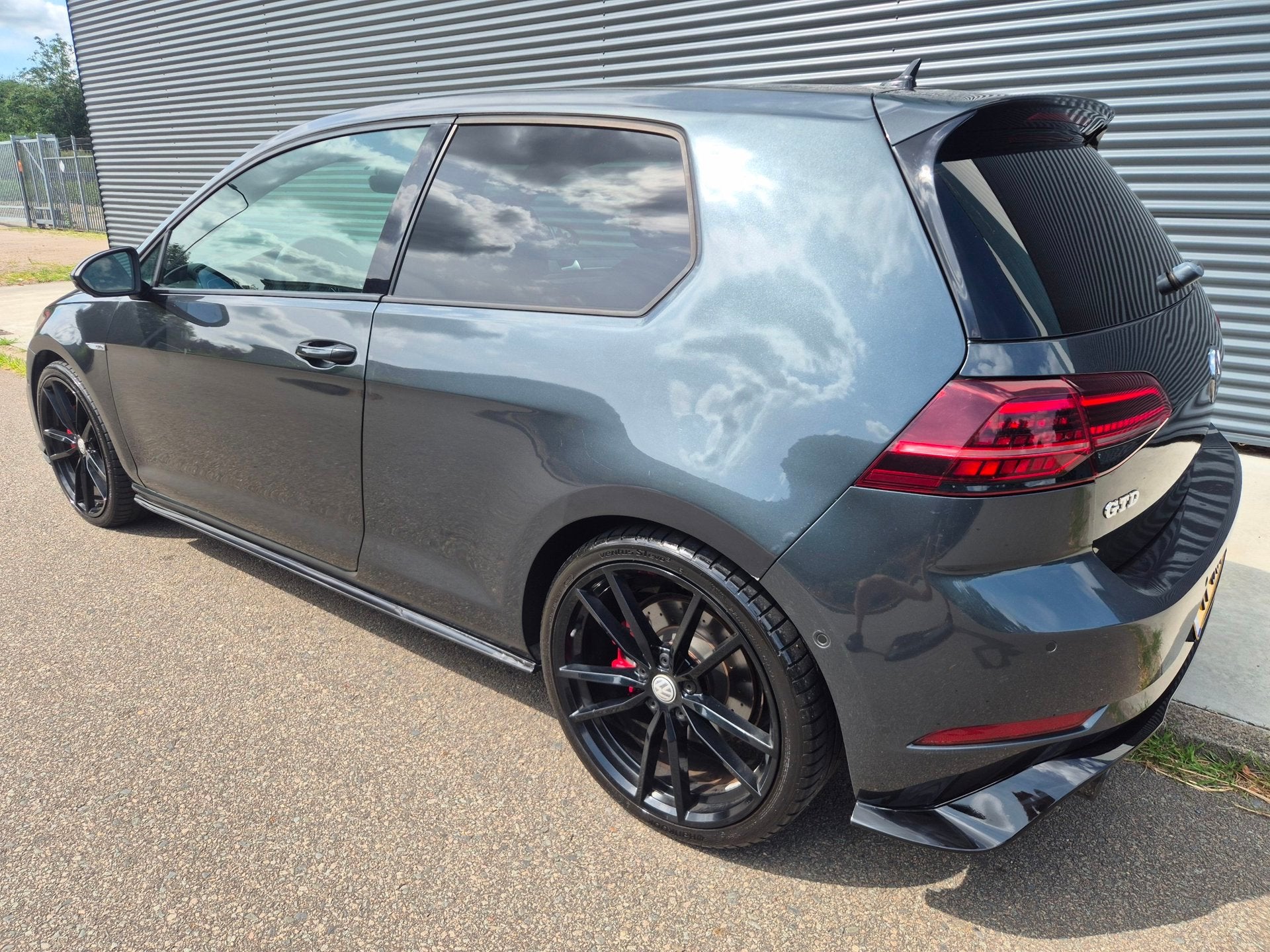 Volkswagen Golf 2.0 TDI GTD 7.5 3-deurs 6-bak DIKSTE VAN NL!, Auto's, Volkswagen, Voorwielaandrijving, Gebruikt, Alcantara, 23 km/l