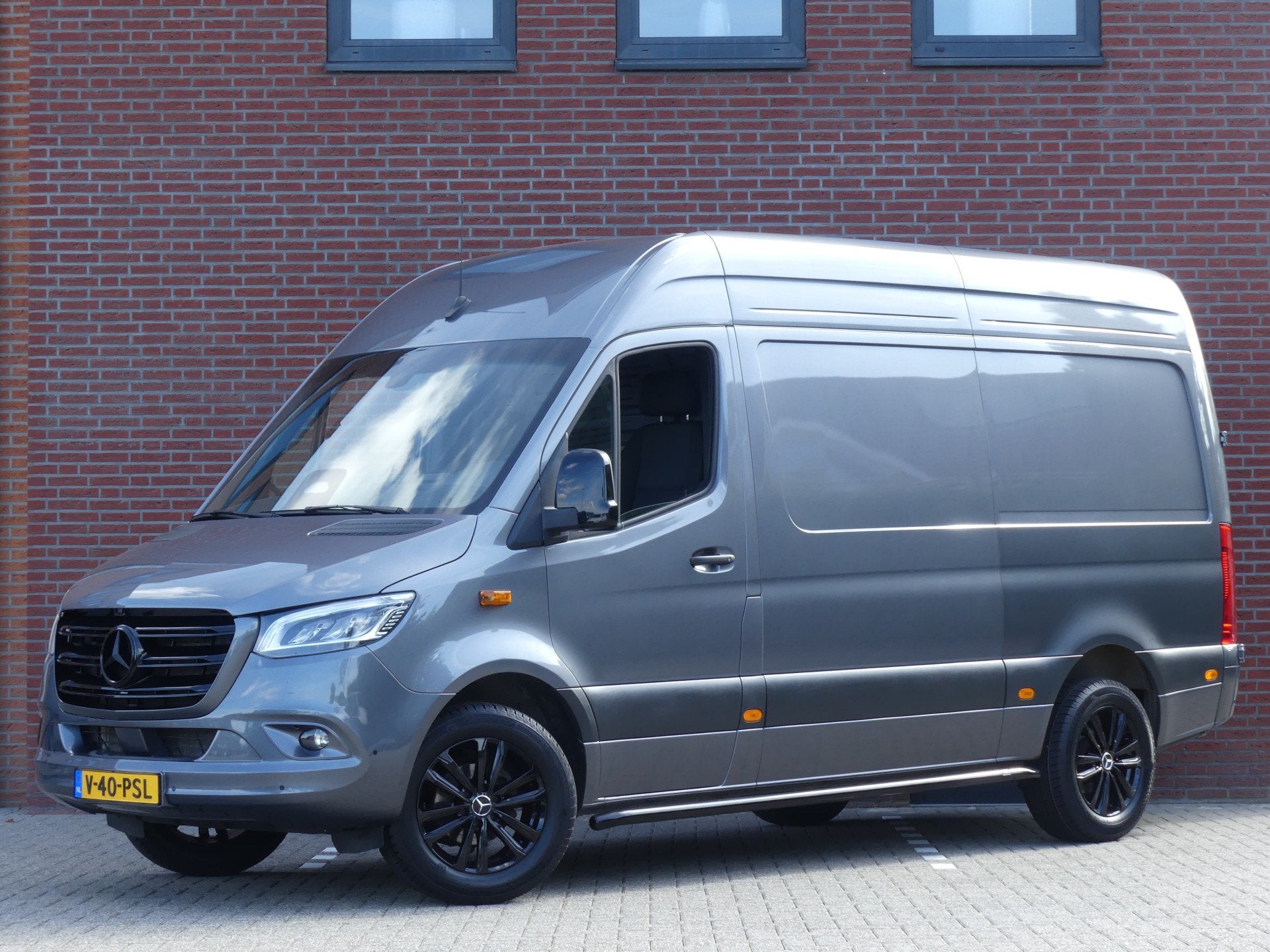 Mercedes-Benz Sprinter 317 CDI L2H2 LED/PDC/Navigatie/Camera, Auto's, Automaat, Achterwielaandrijving, Gebruikt, Euro 6