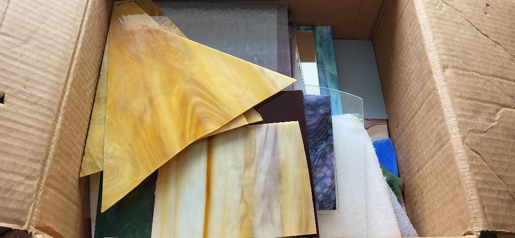 Tiffany glas gratis af te halen!, Meerkleurig, Lamp, Massief, Ophalen