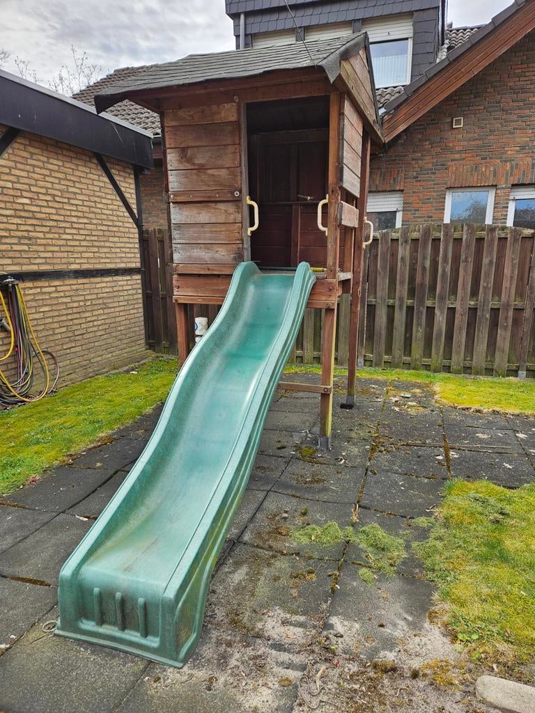 Houten speelhuisje met glijbaan voor onderdelen, Ophalen, Gebruikt, Hout