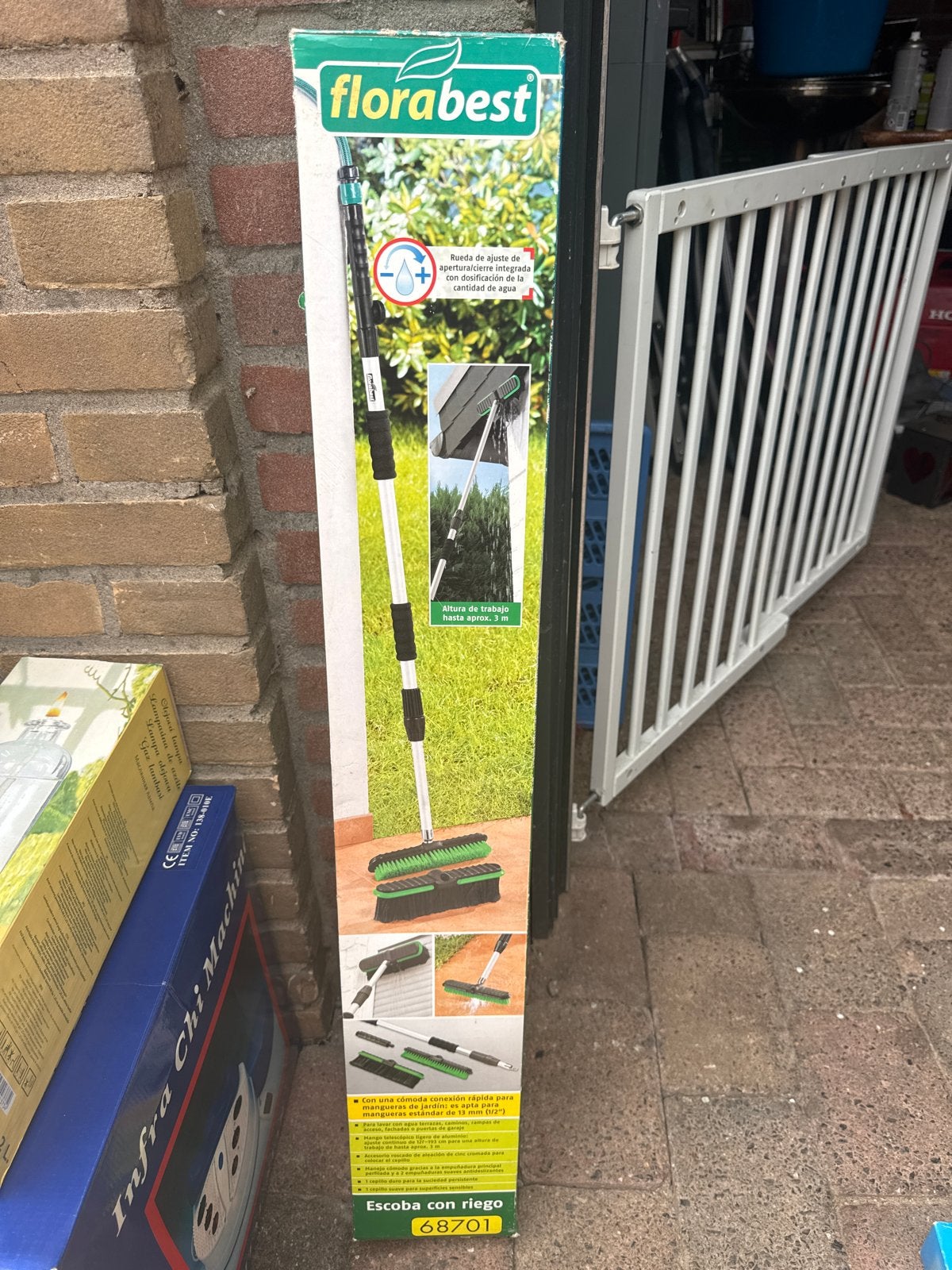 Florabest Telescopische Wasborstel met Waterdosering, Ophalen of Verzenden, Nieuw, Bezem