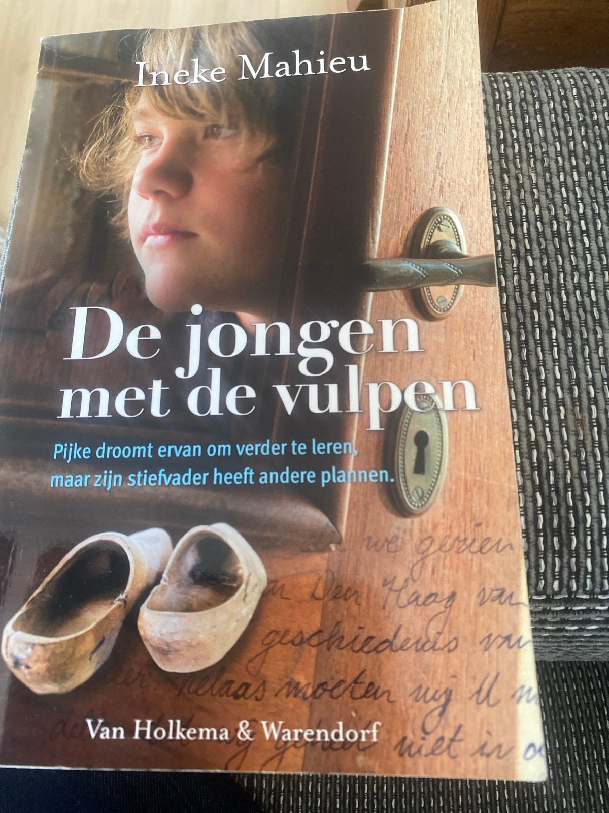 De jongen met de vulpen - Ineke Mahieu, Ophalen of Verzenden, Gelezen, Nederland