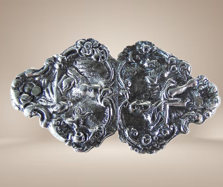 Prachtige 19de eeuws antiek zilveren kraalhaak slot broche!, 4 tot 7 cm, Gebruikt, Verzenden, X