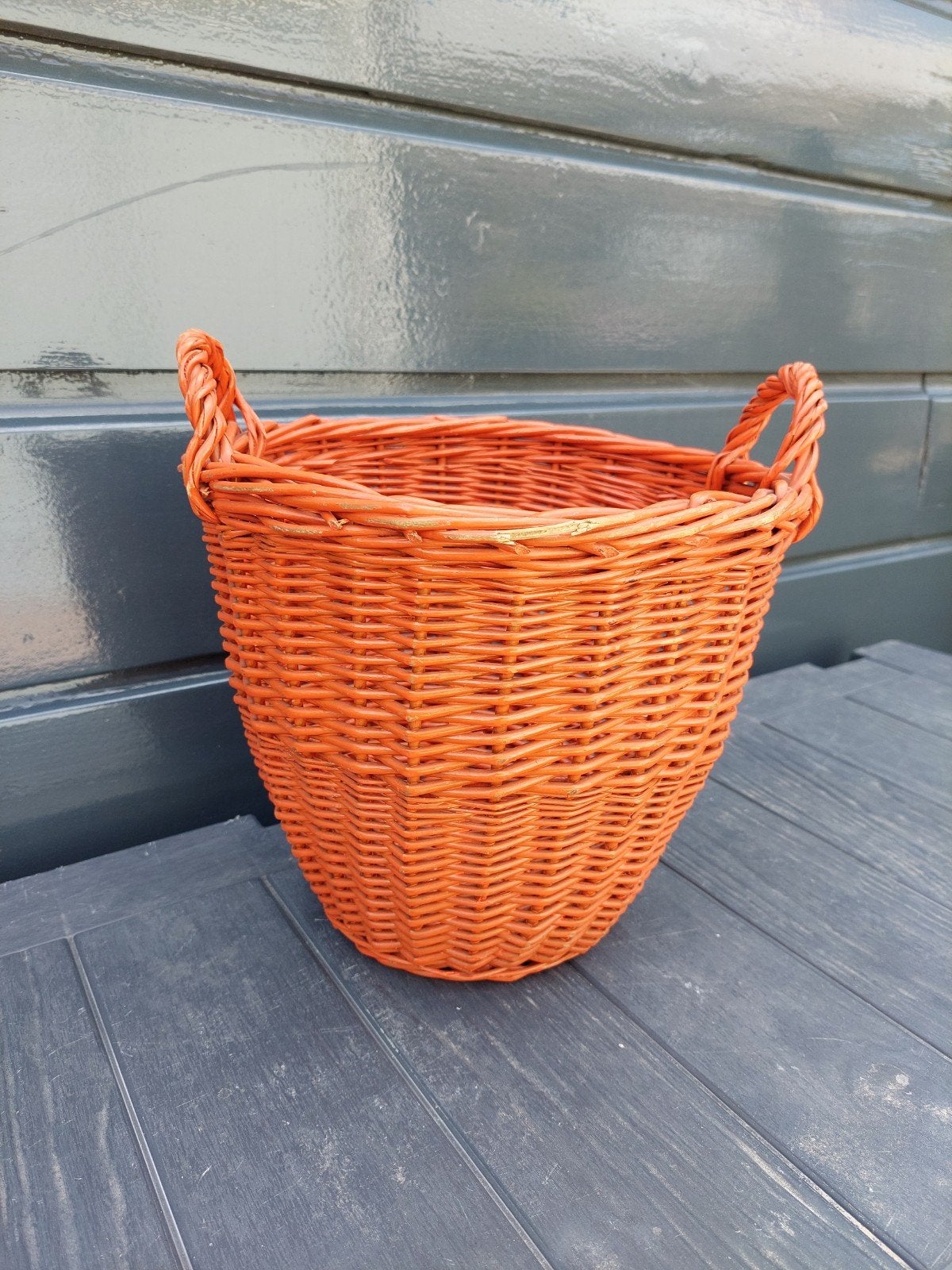 Vintage oranje mandje van riet, Ophalen, Gebruikt, Mand, Rond