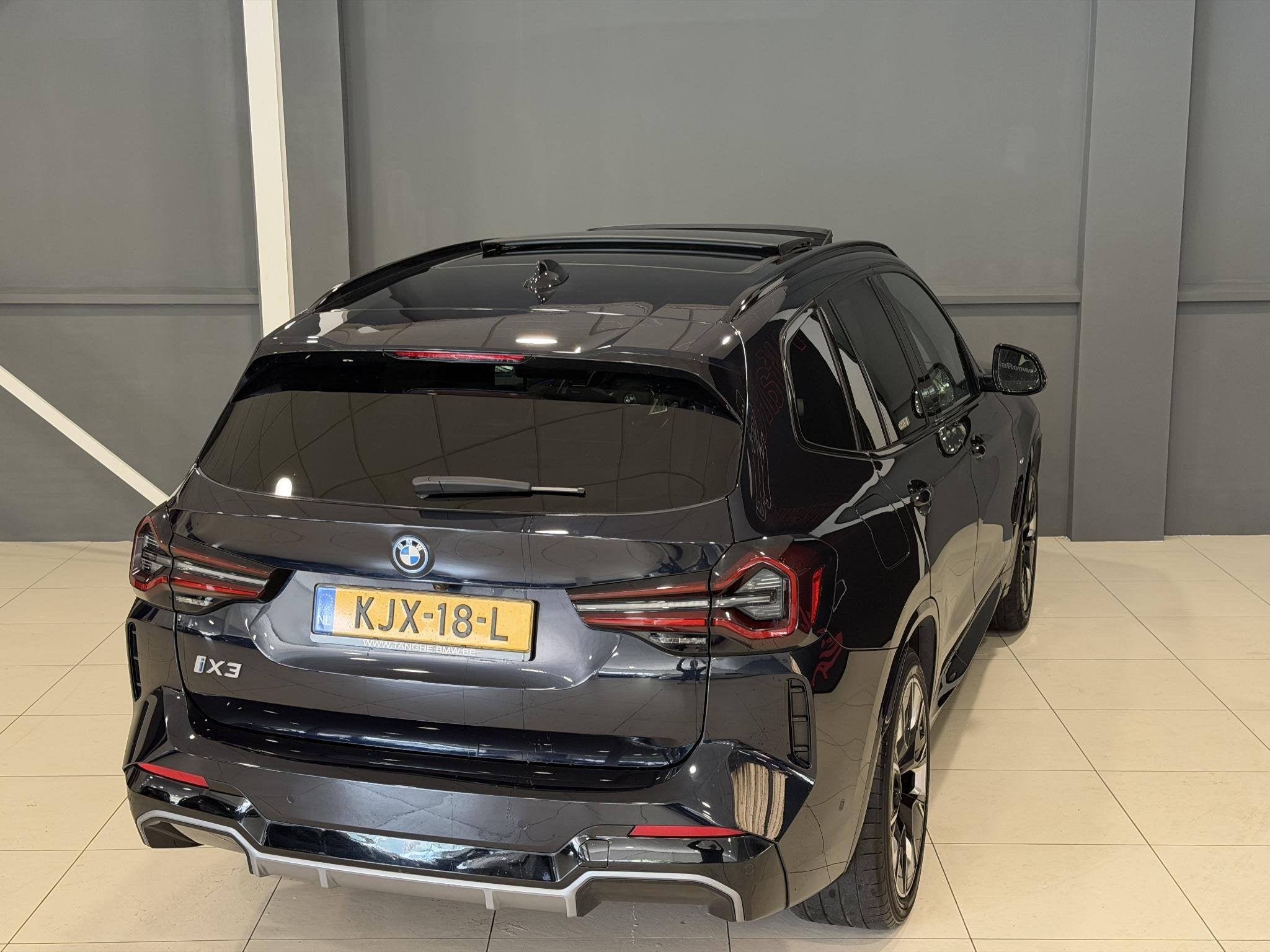 Foto 7 van BMW iX3 Executive 80 kWh | SOH 100% | Panorama dak | 20inch