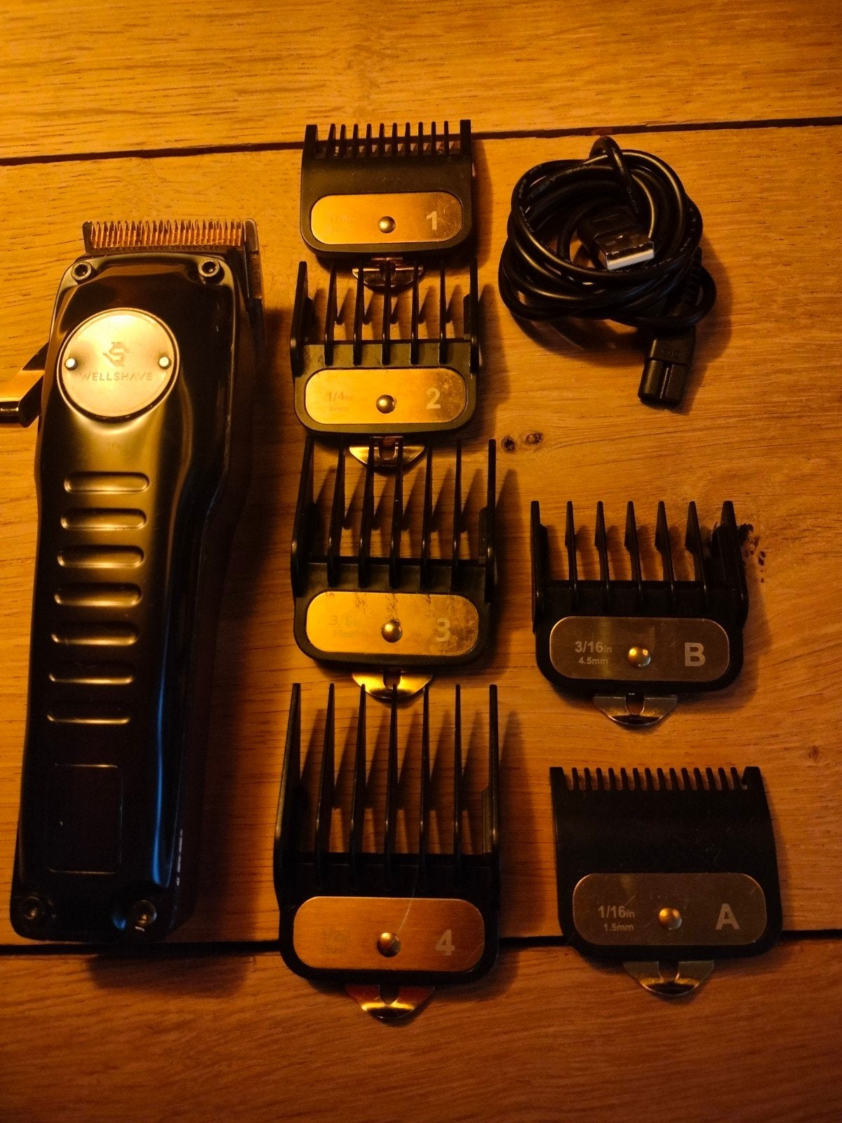 Wellshave Tondeuse met opzetstukken en USB-kabel, Ophalen of Verzenden, Gebruikt, Tondeuse