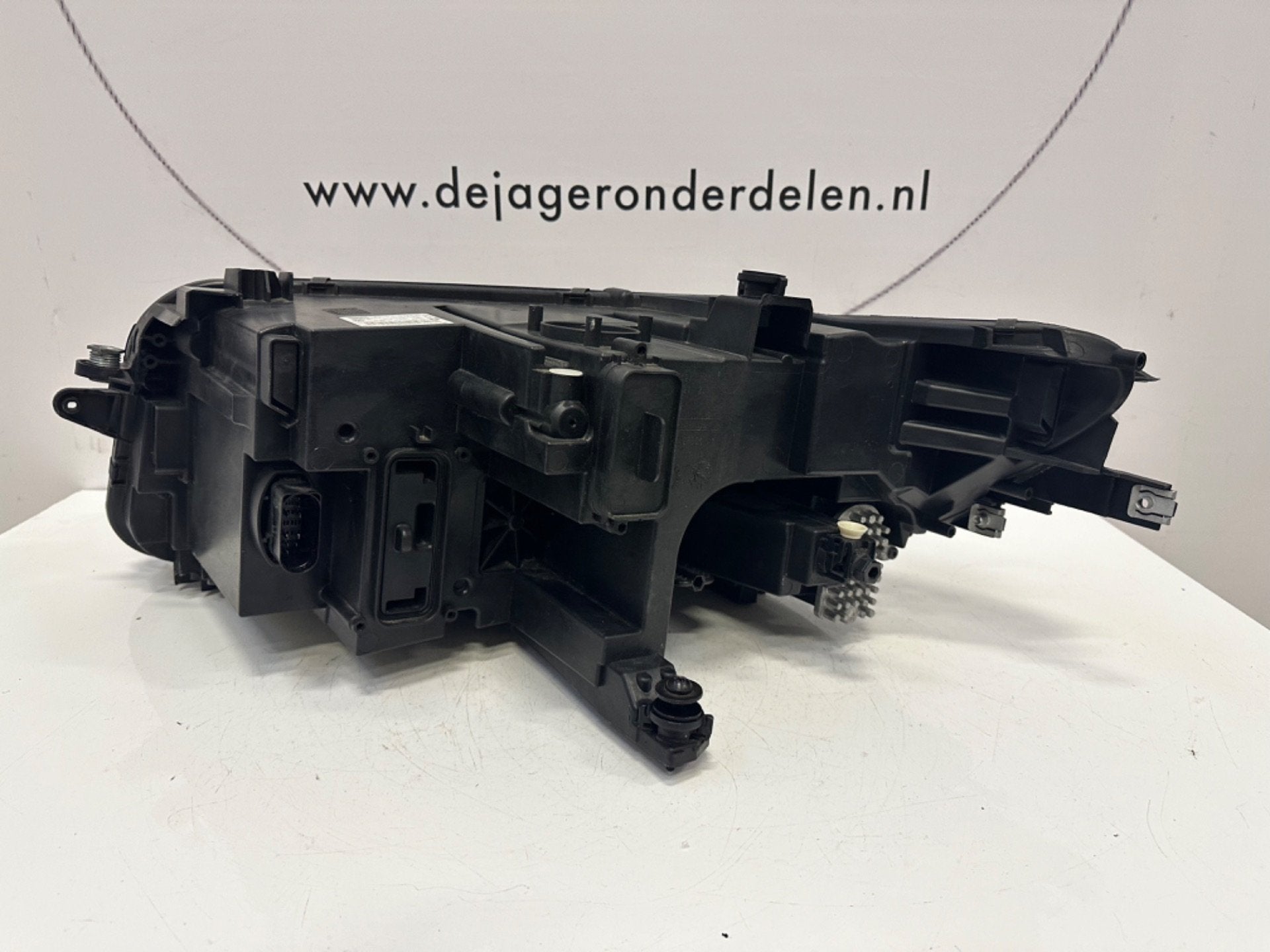VW TIGUAN 5NB FACELIFT VOL LED KOPLAMP RECHTS 5NB941036C, Gebruikt, Volkswagen, Volkswagen AG, Berliner Ring 2
38440  Wolfsburg, DE