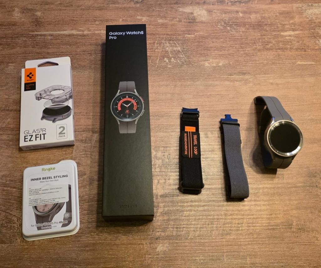Samsung Galaxy Watch 5 Pro Smartwatch + Accessoires, Sieraden, Tassen en Uiterlijk, Smartwatches, Ophalen of Verzenden, Zo goed als nieuw