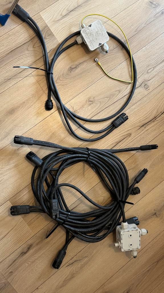 Enphase IQ8MC + Envoy gateway en 3Fase Q-relay + bekabeling, Ophalen of Verzenden, Gebruikt, Compleet systeem, 200 wattpiek of meer
