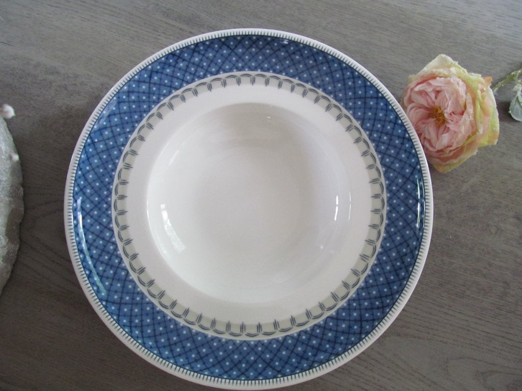Villeroy & Boch Casale Blu Schaal 30 cm doorsnee, Keramiek, Villeroy & Boch, Ophalen of Verzenden, Overige stijlen