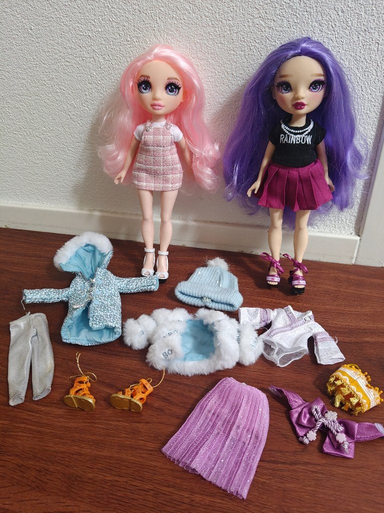 Rainbow High poppen met extra kleding, Ophalen, Zo goed als nieuw, Overige typen