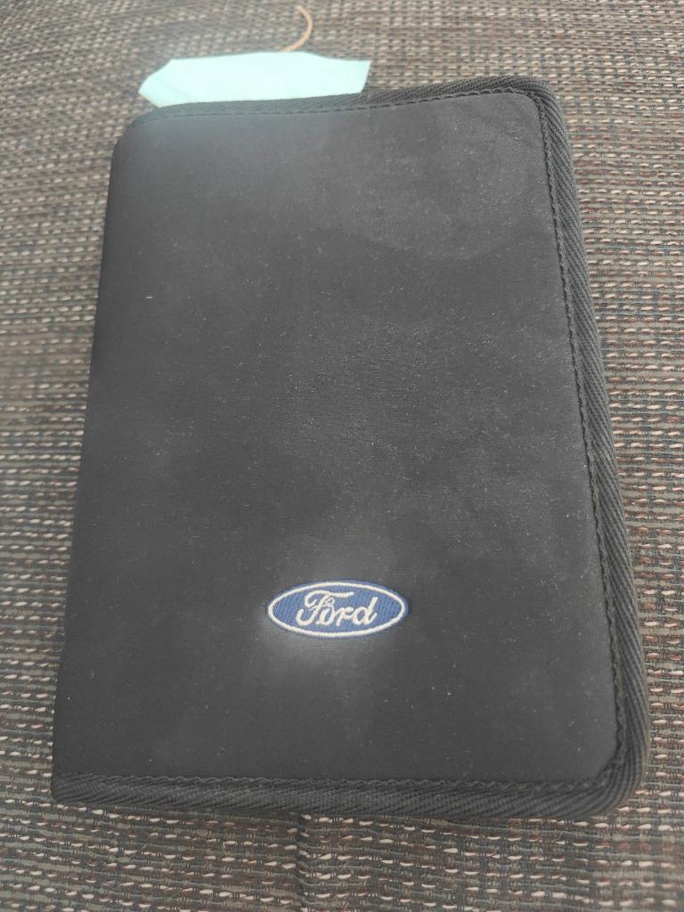 Boekjes en case ford fiesta 2001 origineel., Ophalen of Verzenden, Zo goed als nieuw, Ford