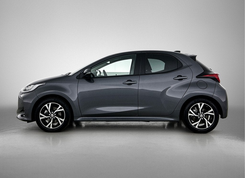 Toyota Yaris 1.5 Hybrid Dynamic | Parkeersensoren | Airco |, 12 maanden, Gebruikt, Hybride Elektrisch/Benzine, 3 cilinders