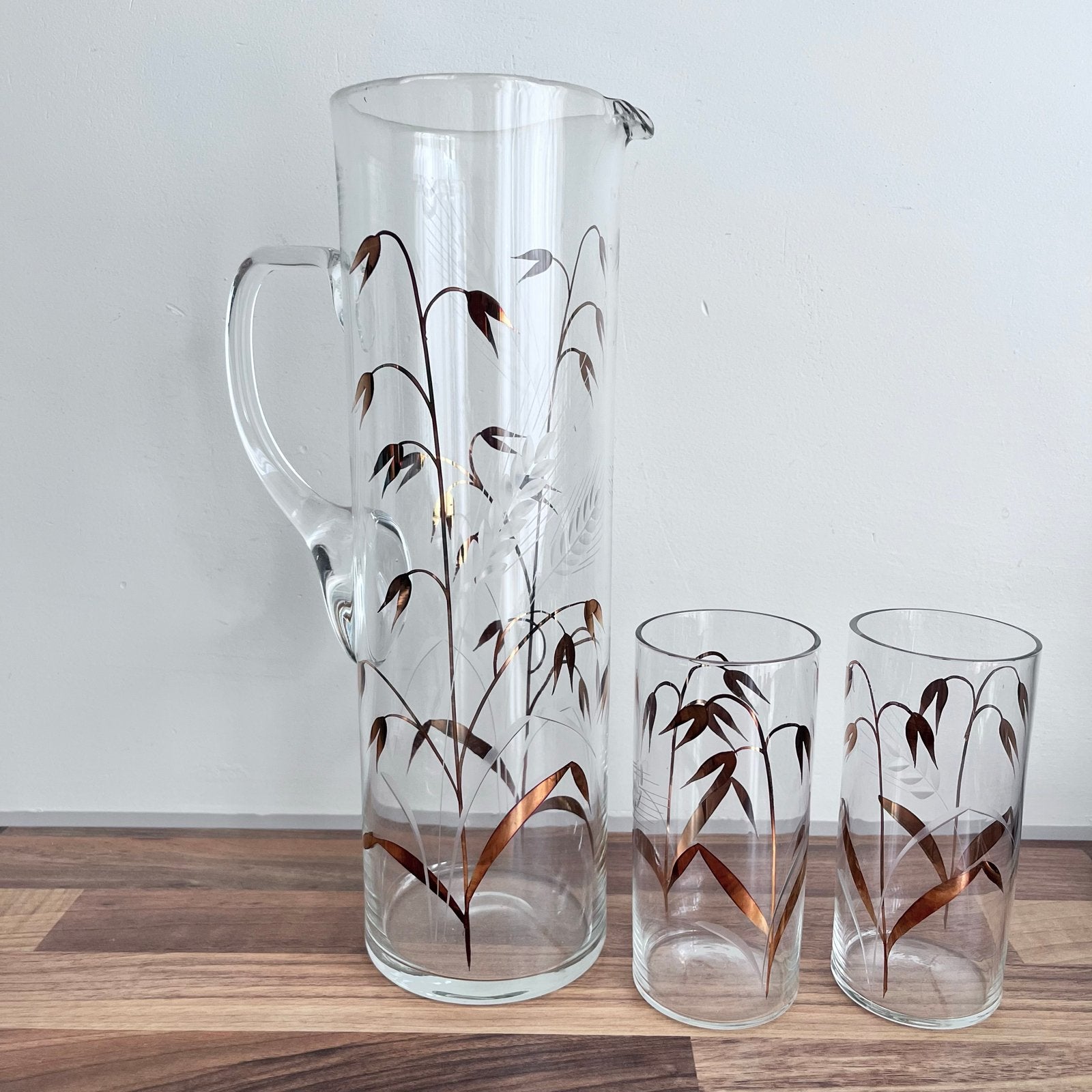 Nieuwe gegraveerde karaf met 6 glazen - Bijzondere set, Antiek en Kunst, Antiek | Glas en Kristal, Ophalen of Verzenden