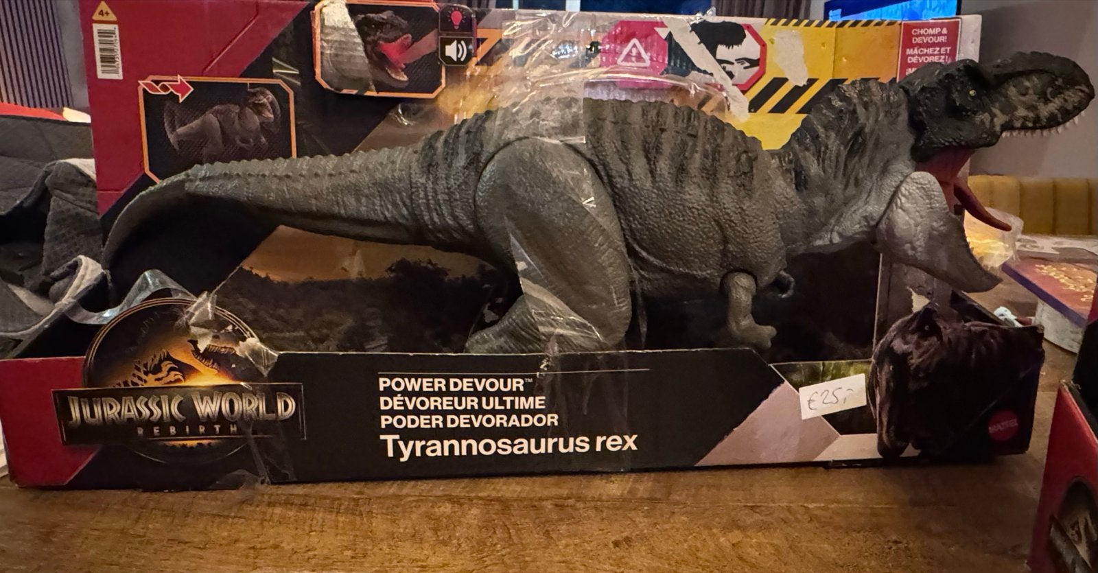 2x Jurassic World T-Rex met geluid en bewegende kop (Nieuw), Kinderen en Baby's, Speelgoed | Actiefiguren, Ophalen of Verzenden