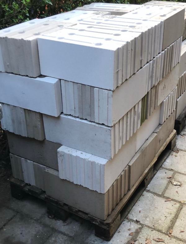 Kalkzandsteen lijmblokken KST L100/198 – 437 x 100 x 198 mm, Ophalen, Zo goed als nieuw, Kalkzandstenen