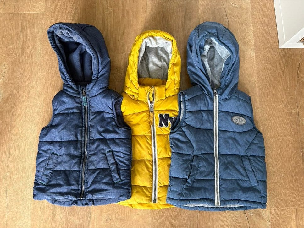 Bodywarmers maat 92 - Set van 3 voor jongens en meisjes, Ophalen of Verzenden, Gebruikt, Jongen of Meisje, Overige typen