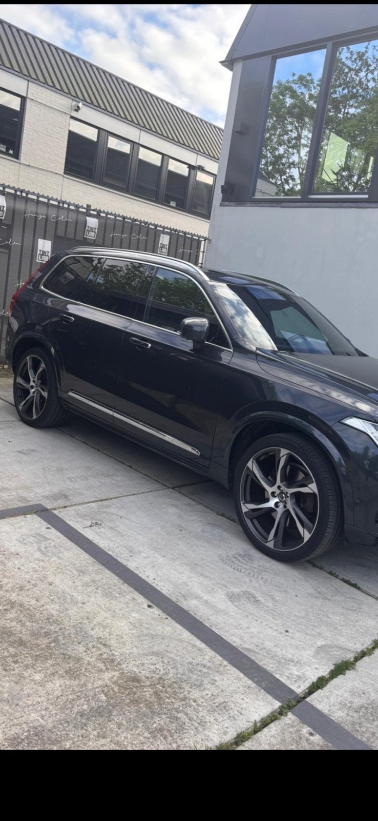 Velgen en banden Volvo, 275 mm, Overige maten, Ophalen of Verzenden, Band(en)