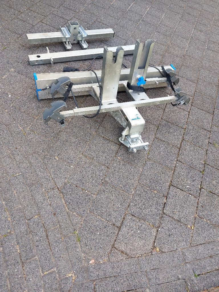 Fietsdrager voor trekhaak auto en dissel caravan., Gebruikt, Brede banden, Ophalen of Verzenden, 2 fietsen