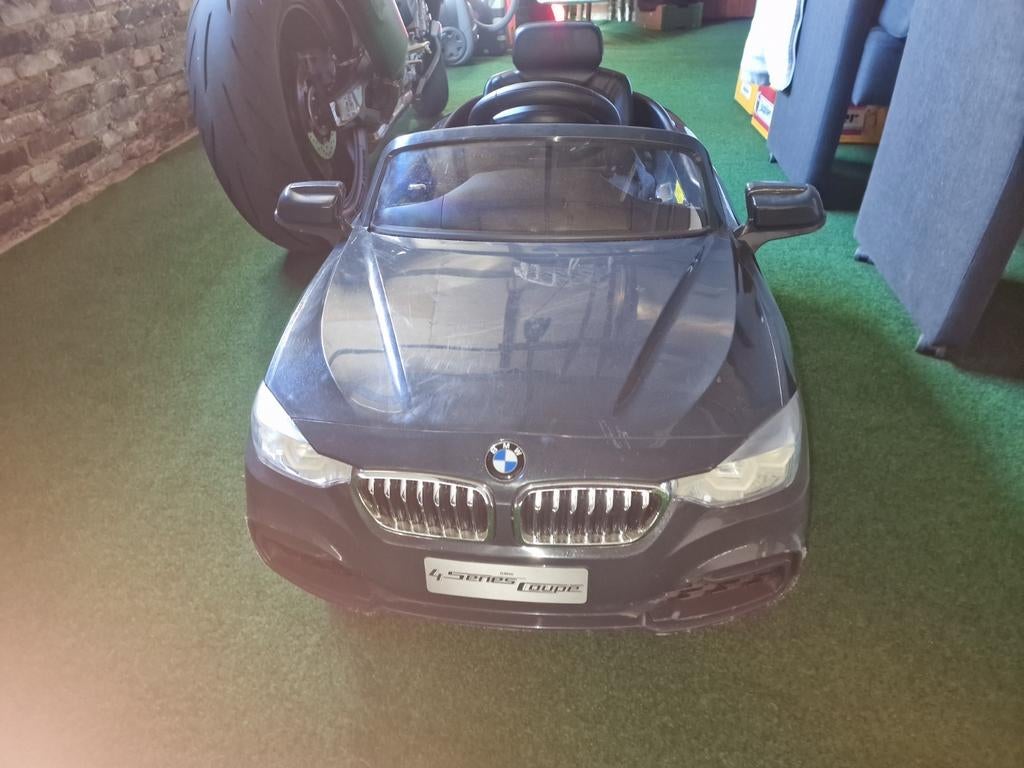 BMW 4 Serie Coupé elektrische kinderauto, Ophalen of Verzenden, Gebruikt, Loopvoertuig