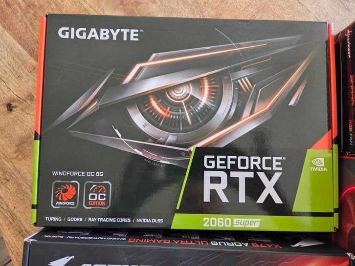 Foto 8 van Gaming PC onderdelen – RTX 2060 Super / Ryzen 7 / 32GB RGB /