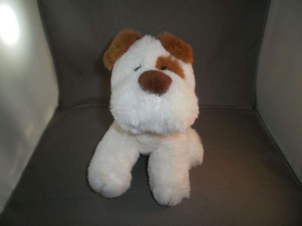 Pia soft toys hond wit bruine oren staart om oog 20 cm en, Nieuw, Wasbaar, Meerkleurig, Klein (minder dan 20 cm)