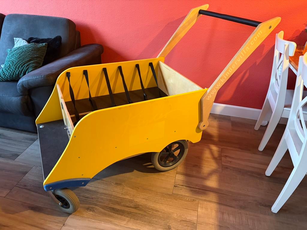 Kinder bolderwagen - 6 kinderen ideaal voor opvang/gastouder, Ophalen, Zo goed als nieuw