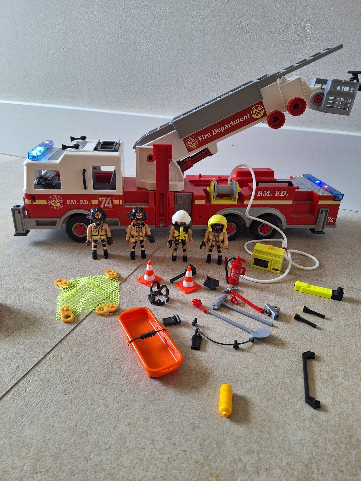 Playmobil Brandweerwagen met uitschuifbare ladder, Ophalen, Complete set, Voertuig, Zo goed als nieuw