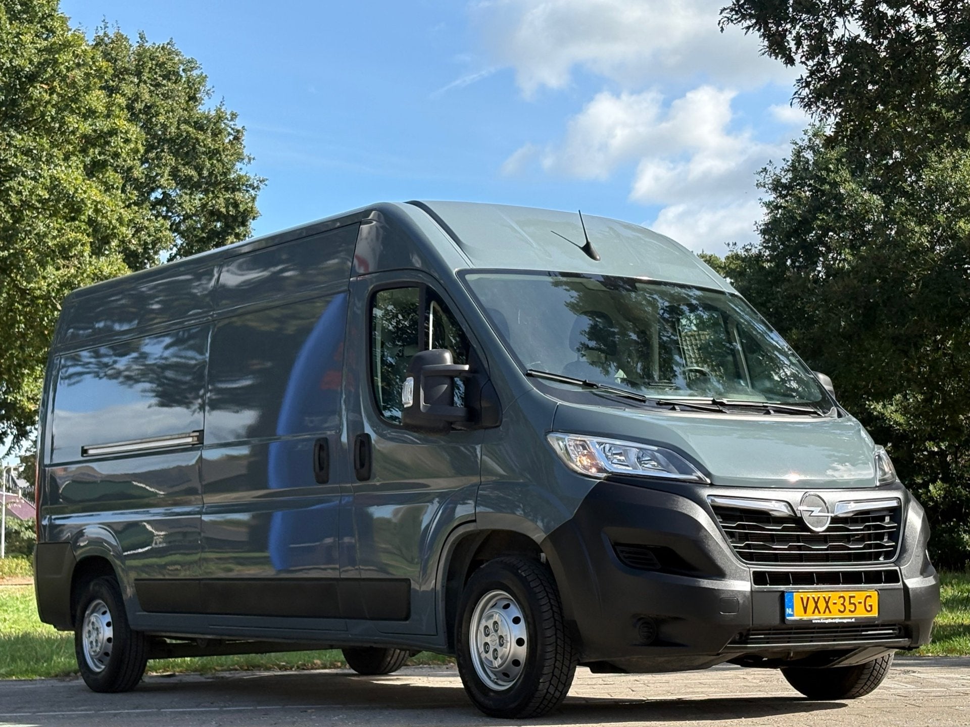 Opel Movano 2.2D 140PK L3H2|trekhaak 2500KG|apple CarPlay|ac, Auto's, Voorwielaandrijving, Dealer onderhouden, Stof, Gebruikt