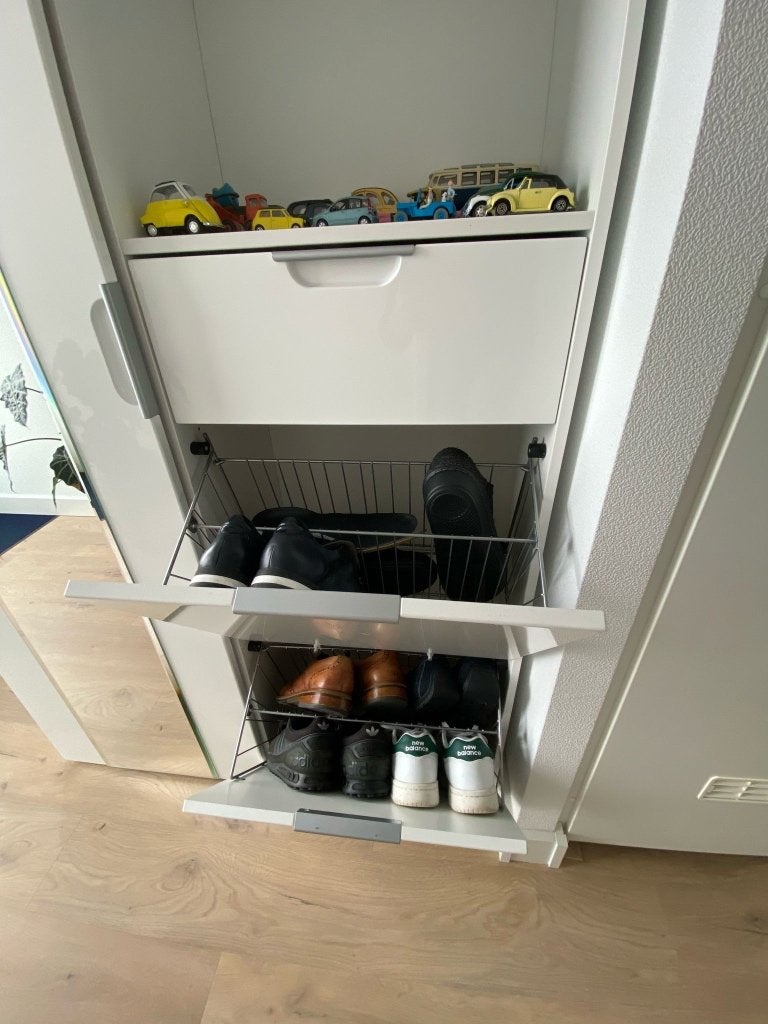 Mooie kast ook geschikt als halkast., Ophalen, 100 tot 150 cm, Met klep(pen), Modern