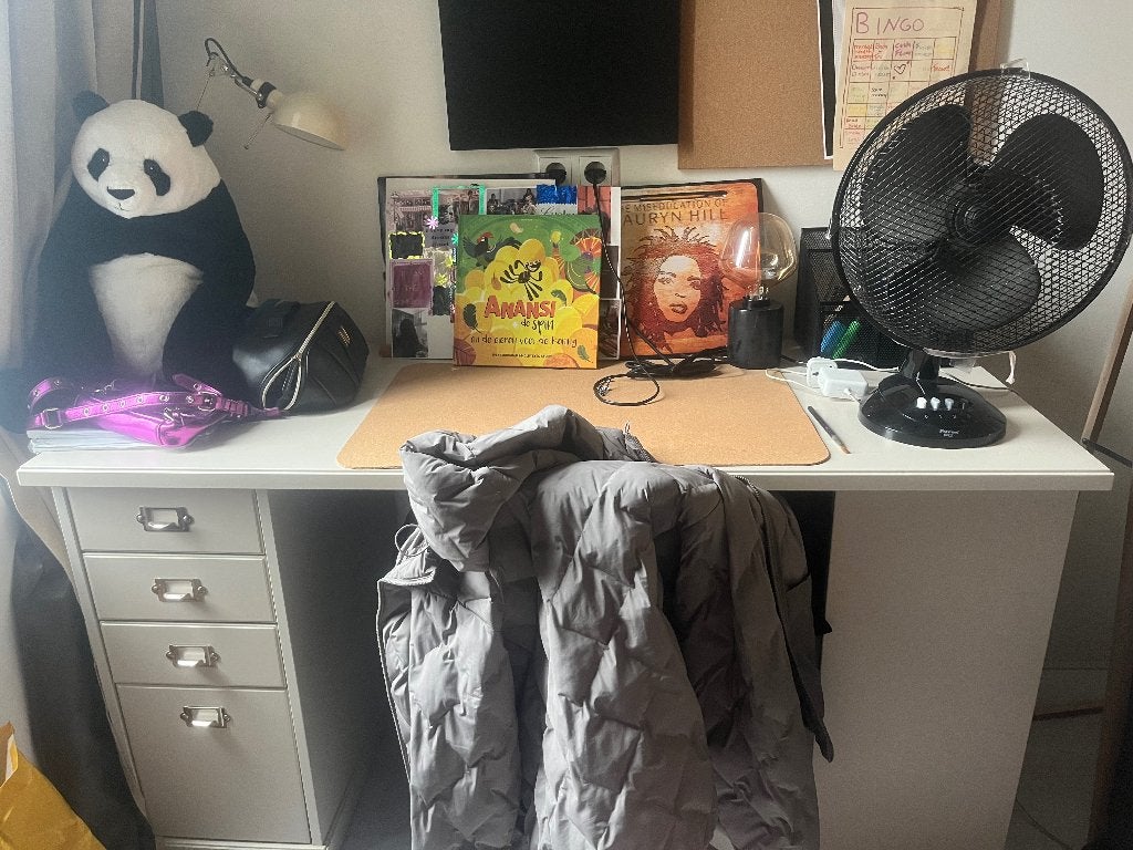 Bureau, Huis en Inrichting, Ophalen, Met lades, Gebruikt, Hout