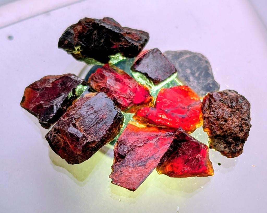 Rhodoliet granaat Tanzania, Verzenden, Mineraal