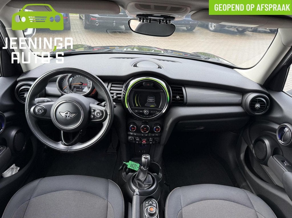 Mini Mini 1.5 Cooper|Navi|Clima|Stoelverwarming, Gebruikt, Bedrijf, Handgeschakeld, 1499 cc