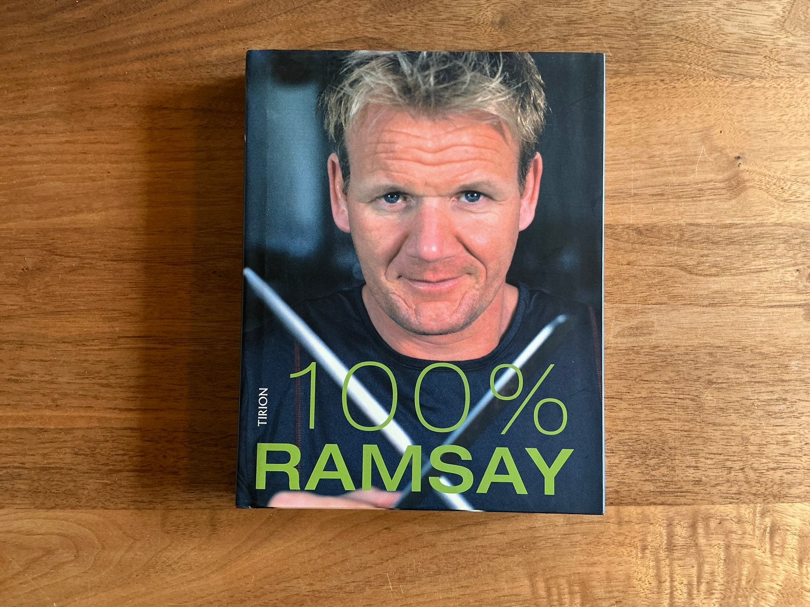 100% Ramsay - Gordon Ramsay - met DVD, Boeken, Ophalen of Verzenden, Zo goed als nieuw