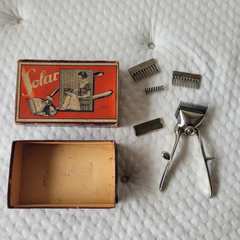 Vintage handtondeuse van het merk Solar., Antiek en Kunst, Antiek | Gereedschap en Instrumenten, Ophalen of Verzenden