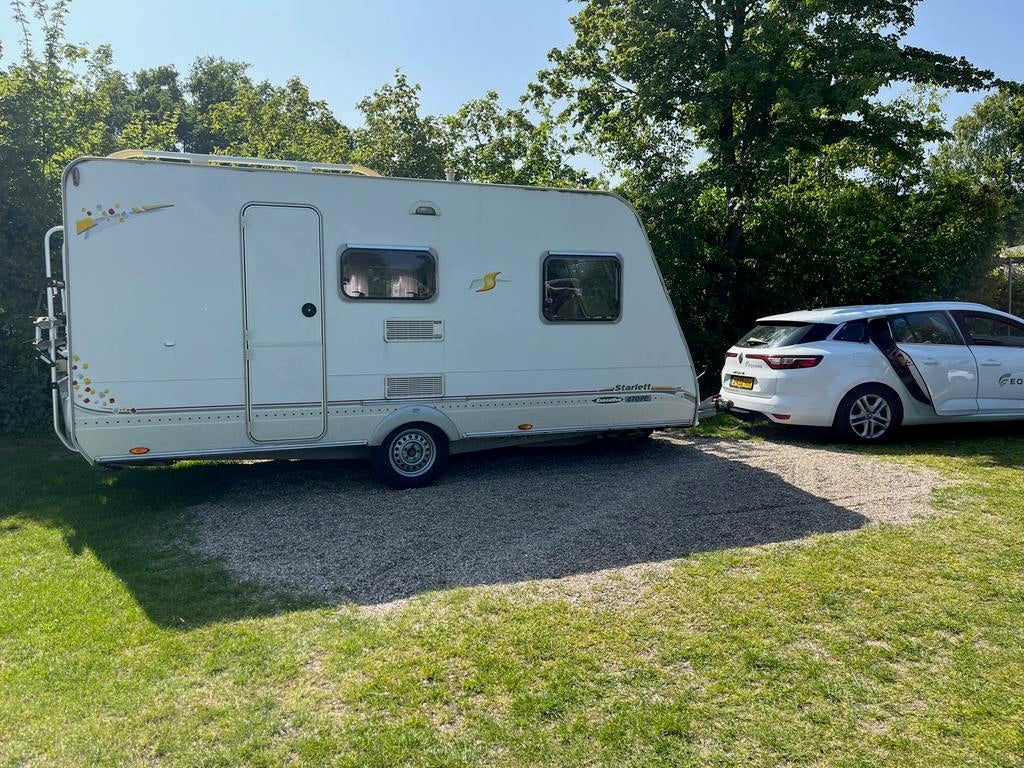Sterckeman 470PE: Ruime familiecaravan met stapelbed, Caravans en Kamperen, Vast bed, Sterckeman, Treinzit, 750 - 1000 kg