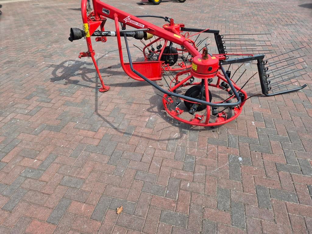 Bijna nieuw schudder/hark strela, Ophalen of Verzenden, Weidebouw