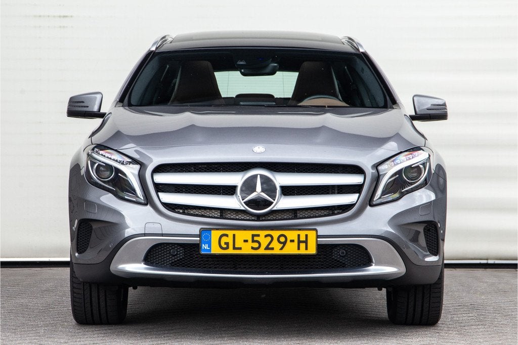 Mercedes-Benz GLA 200 Prestige, Pano, Leder, Distronic, Came, Auto's, Gebruikt, Euro 6, 715 kg, 1335 kg
