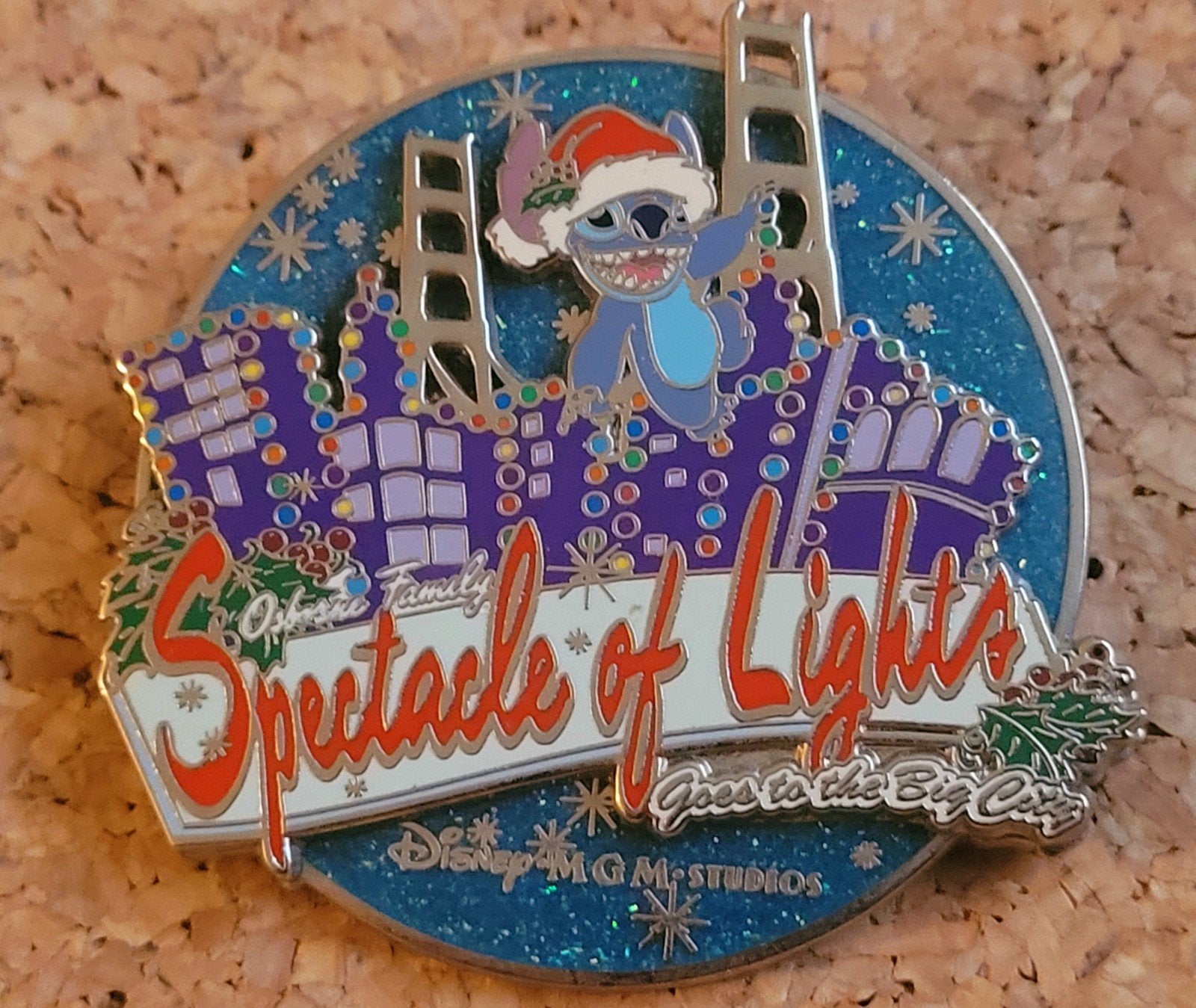 LE Disney Pin 'Spectacle of Lights-Stitch in the City', Verzenden, Overige figuren, Zo goed als nieuw, Overige typen