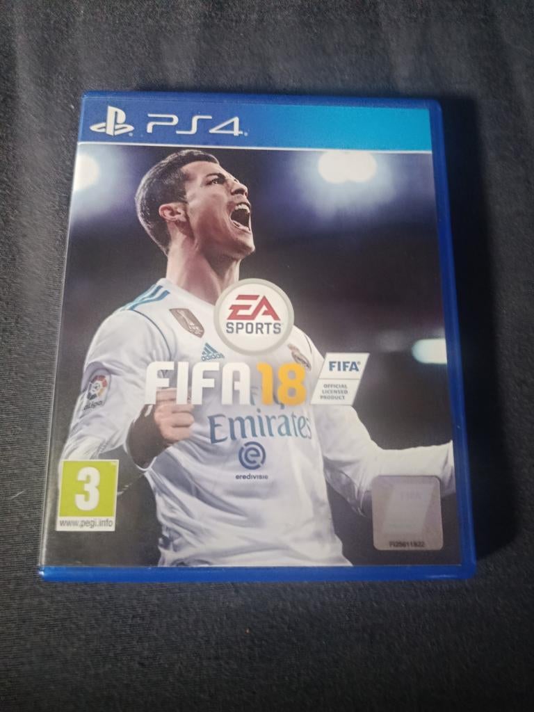 FIFA 18 - PlayStation 4 (PS4) - Voetbalgame, Ophalen of Verzenden, Zo goed als nieuw, Eén computer, Sport