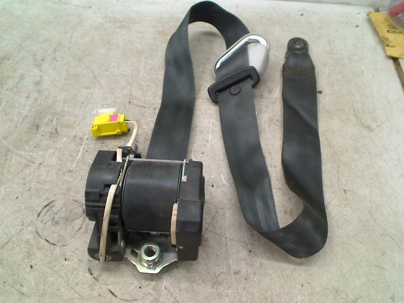 Gordelspanner Links Caddy III (2KA,2KH,2CA,2CH) 2012, Gebruikt, Volkswagen, Volkswagen AG, Kundenbetreuung@volkswagen.de